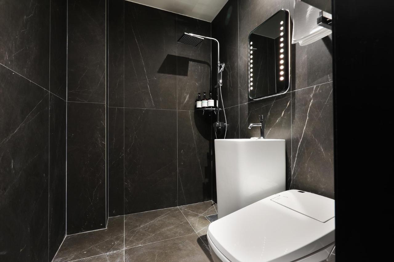 Mari Hotel Chungju Εξωτερικό φωτογραφία