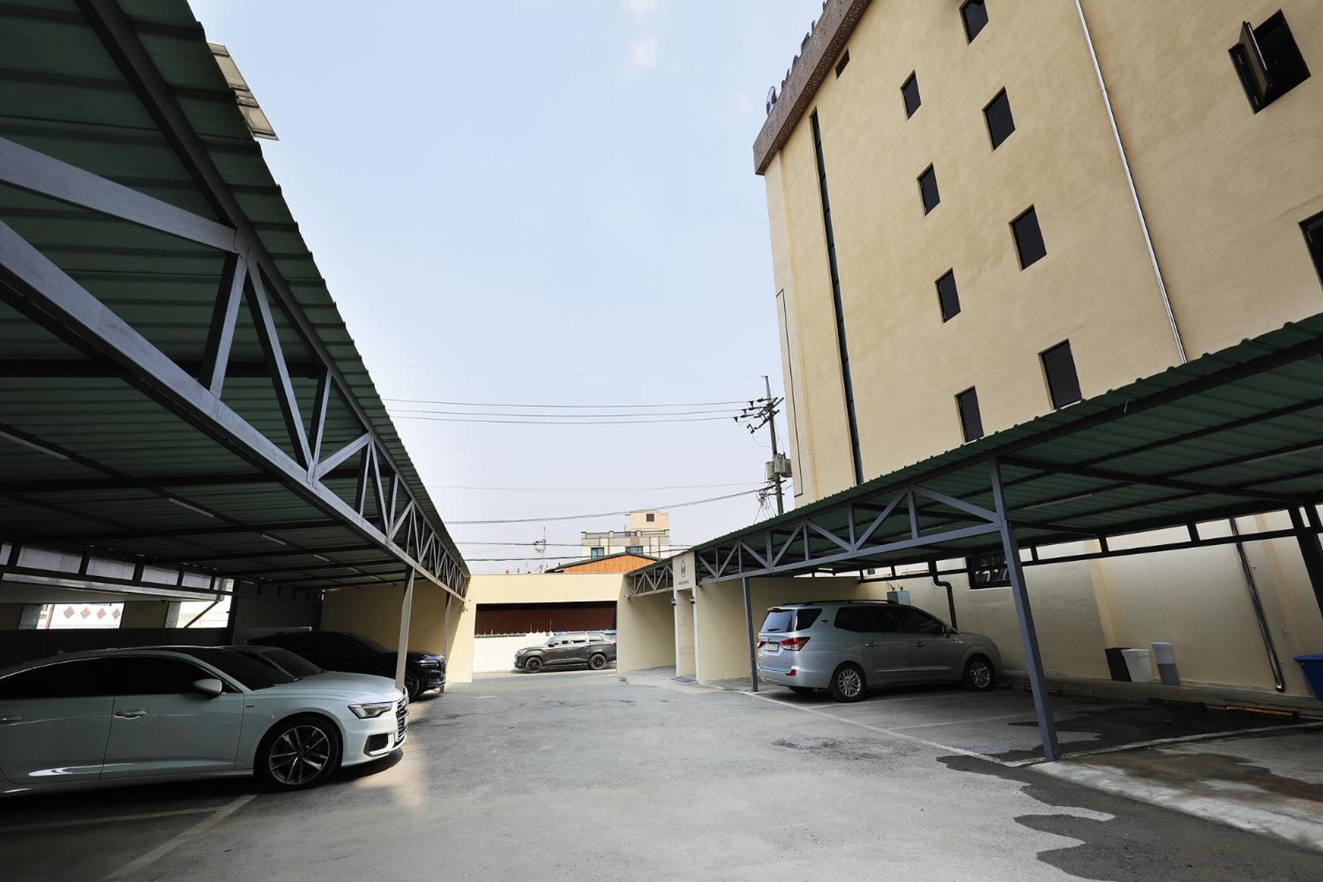 Mari Hotel Chungju Εξωτερικό φωτογραφία